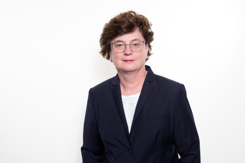 Portrait de Michèle Sierro, responsable communication Suisse romande chez Interpharma
